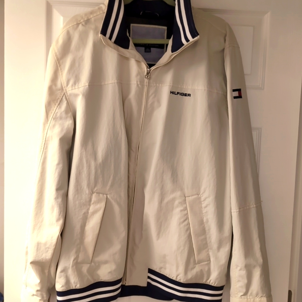 Tommy Hilfiger men's cream & navy wind breaker